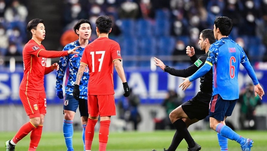 06月06日 14：15 澳昆超 阳光海岸流浪者vs布里斯班前锋